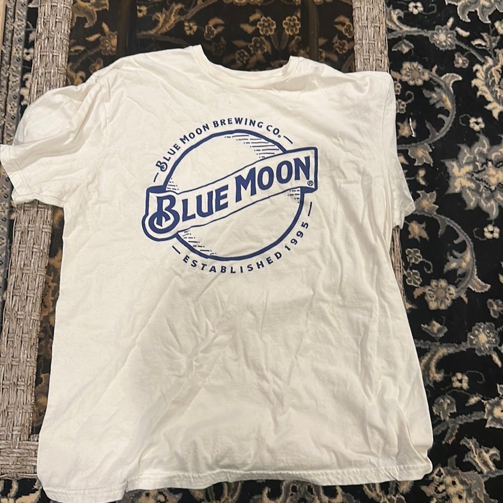 White Blue Moon Brewing Co Men T-Shirt Large